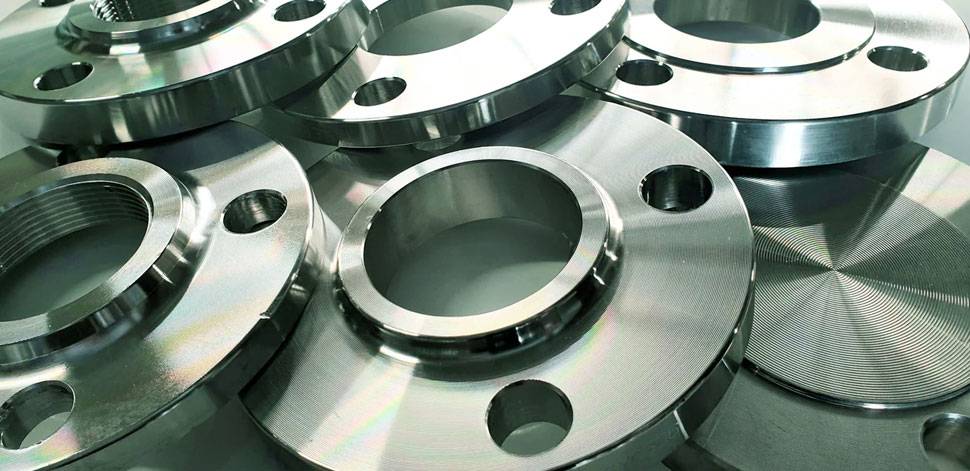 SMO 254 Flanges